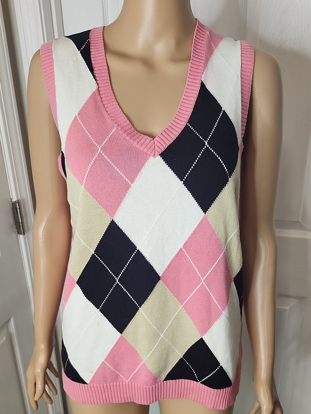 Izod Argyle Pink And Black Ladies Cotton Golf Sweater Vest